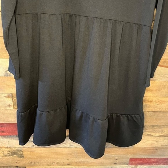 Time and Tru Black‎ Tiered Long Sleeve Dress Size Small - Picture 7 of 13
